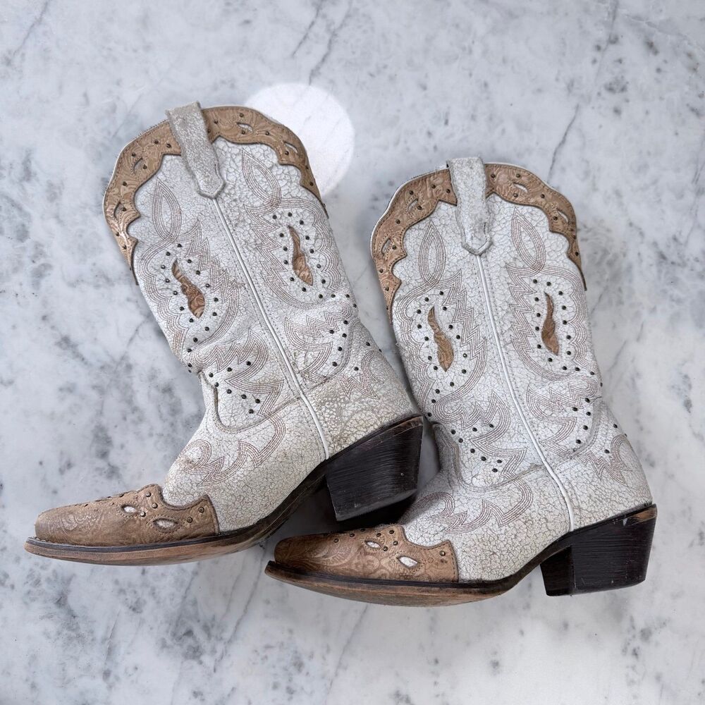 Laredo Western distressed country leather Boots women’s size 6.5
